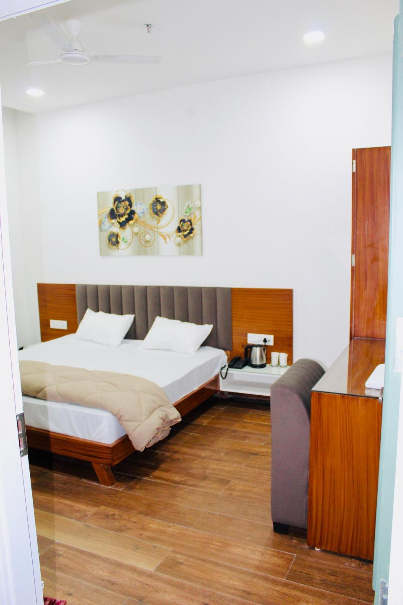 The Loya Hotel Muktsar Zewnętrze zdjęcie